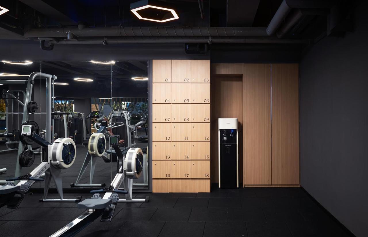 G Hotel Gurney George Town Exterior foto A gym in Japan